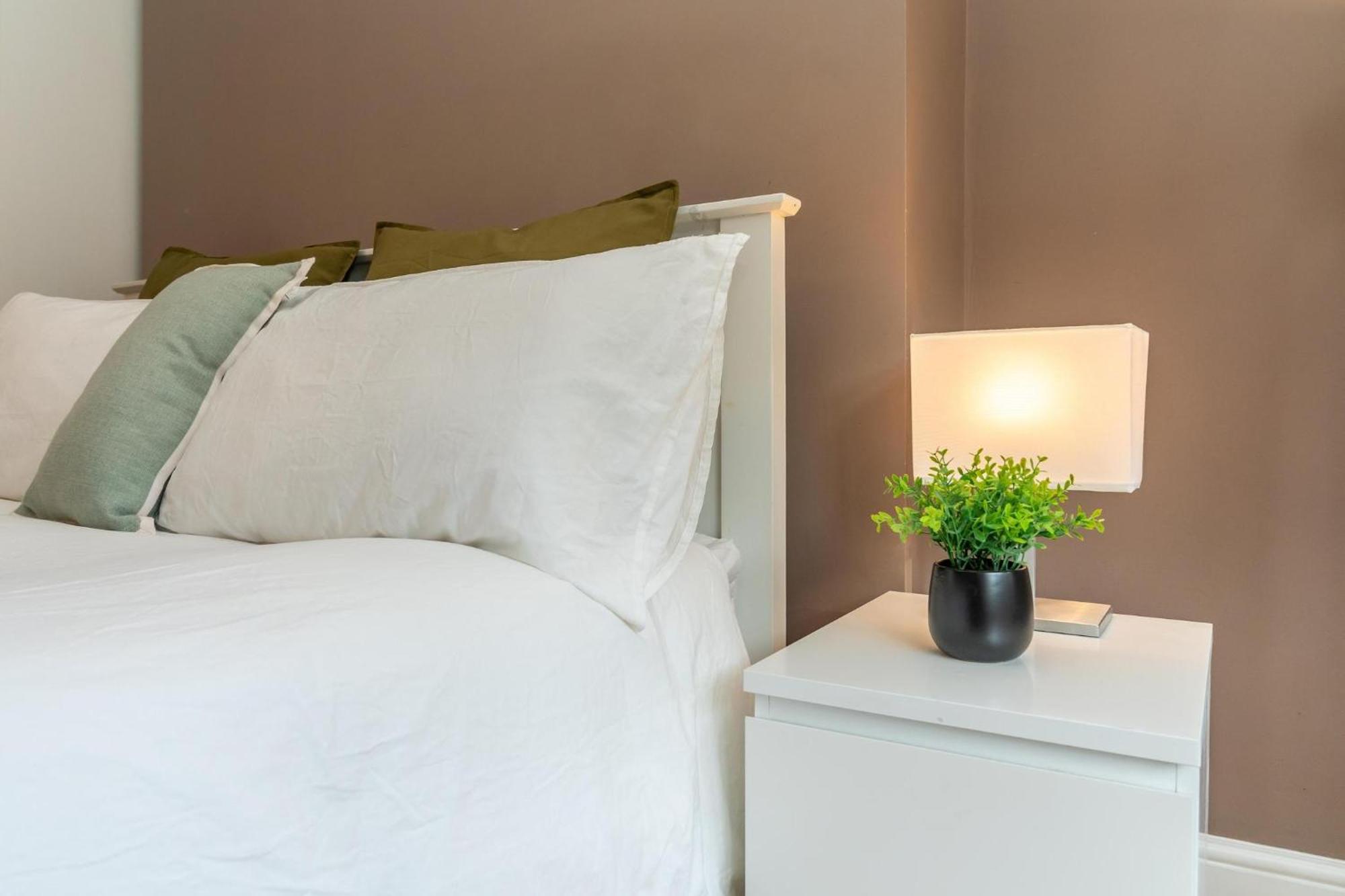 Location! 2 Bed/2Bath - Pro Host Διαμέρισμα Λονδίνο Εξωτερικό φωτογραφία